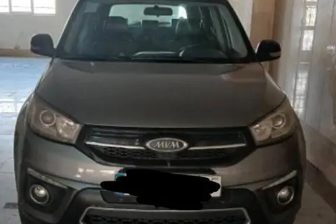 ام وی ام، X33 S