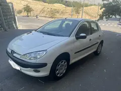 پژو، 206