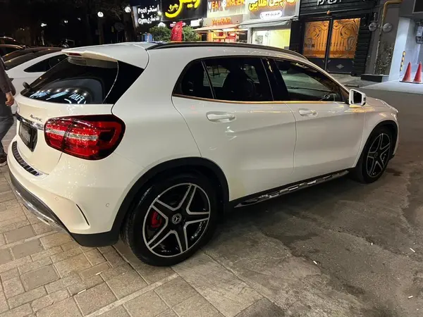 بنز  کلاس GLA