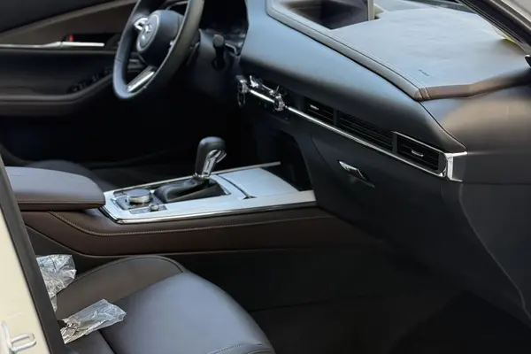 مزدا  CX-30