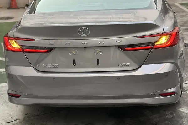 تویوتا، کمری هیبرید