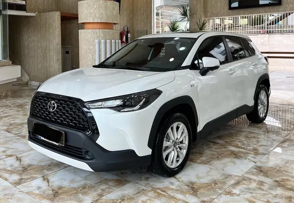 تویوتا، کرولا کراس هیبرید