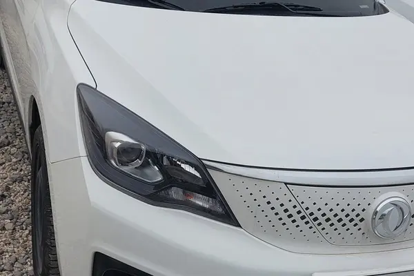 دانگ فنگ، E70