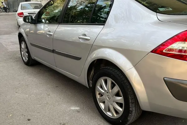 رنو، مگان (مونتاژ)