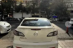 مزدا، 3 نیو صندوق دار