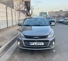 ام وی ام، 315هاچ بک