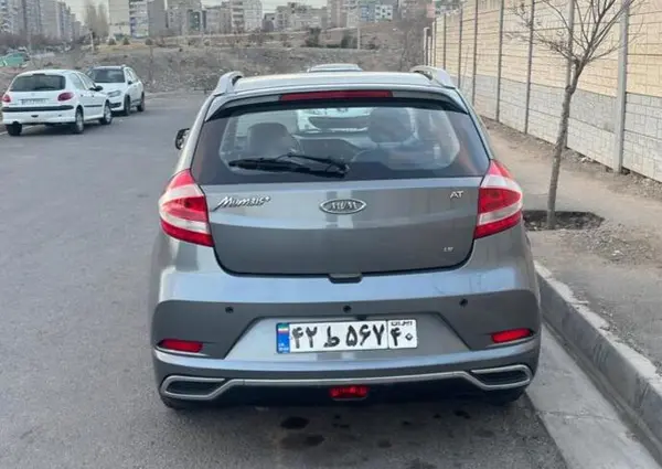 ام وی ام، 315هاچ بک