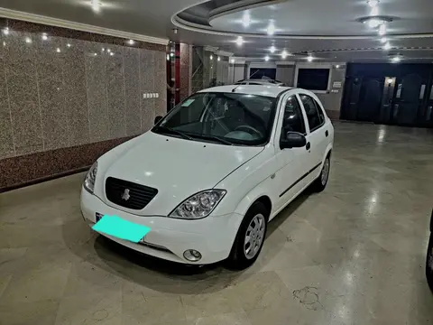 تیبا، هاچ بک