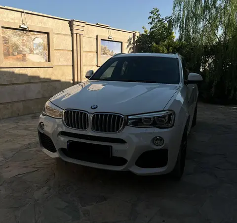 ب ام و، X4
