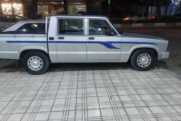 کارا، دو کابین