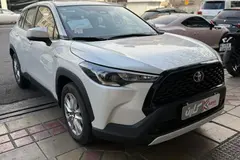 تویوتا، کرولا کراس هیبرید