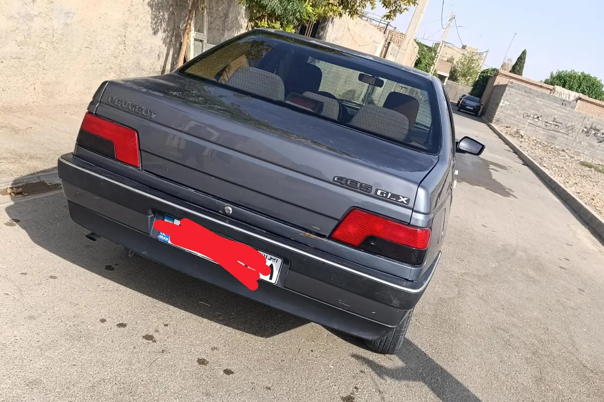 پژو،  405