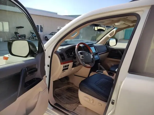 تویوتا، لندکروز چهار در