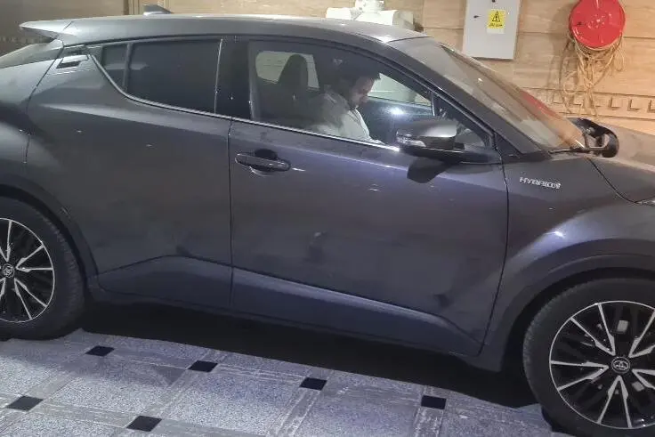 تویوتا،  C-HR هیبرید