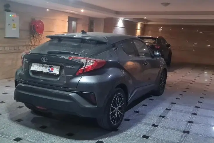 تویوتا،  C-HR هیبرید