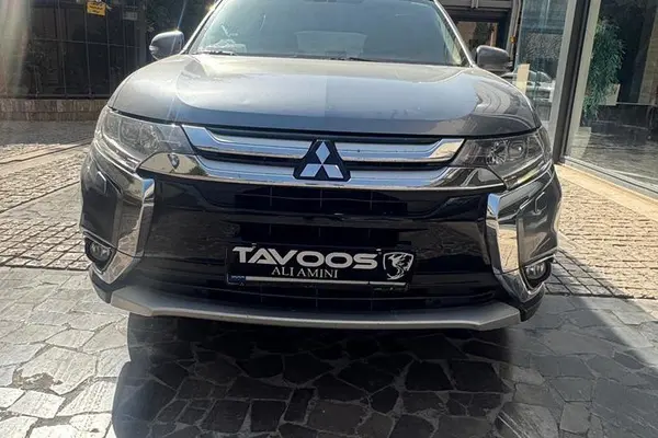 میتسوبیشی، اوتلندر