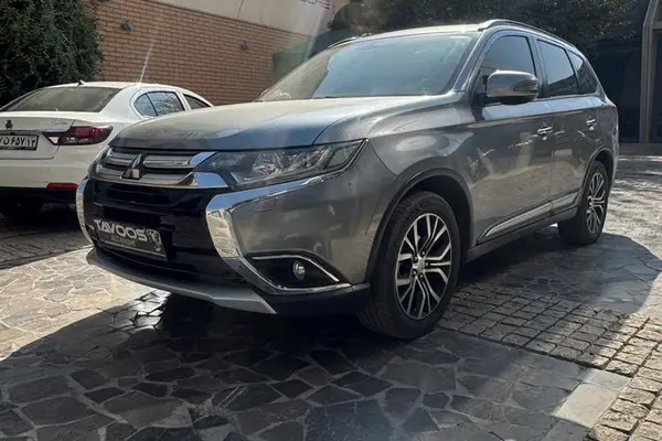 میتسوبیشی، اوتلندر