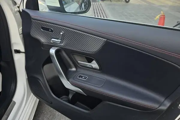 بنز، کلاس A سدان