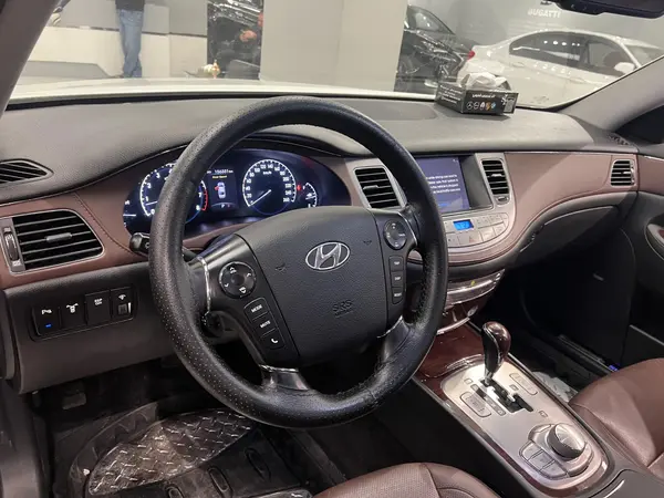 هیوندای، جنسیس