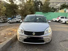 رنو، ساندرو