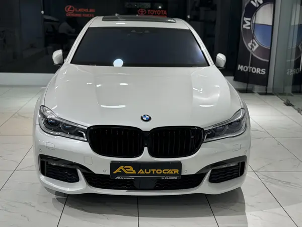 ب ام و، سری 7