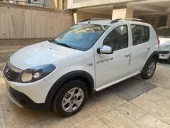 رنو، ساندرو استپ وی