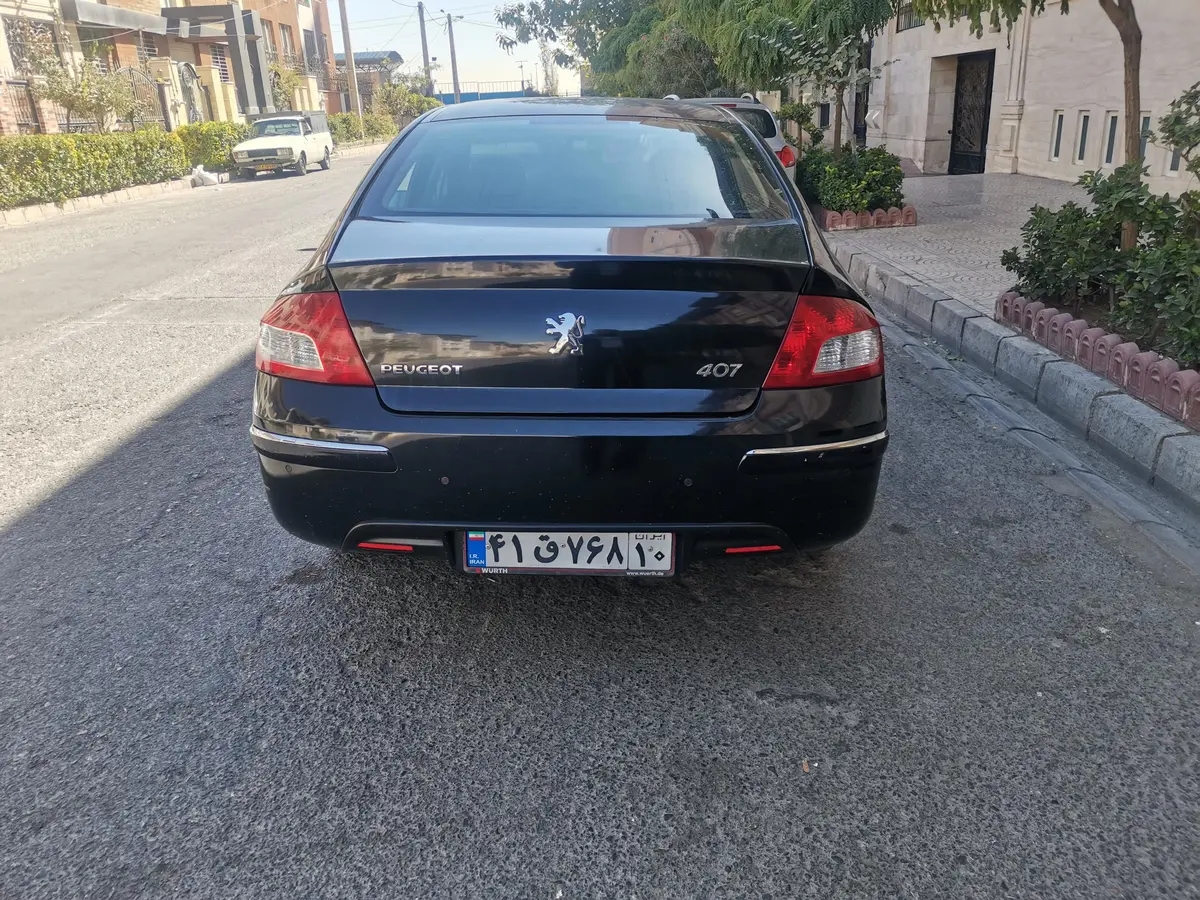 پژو،  407