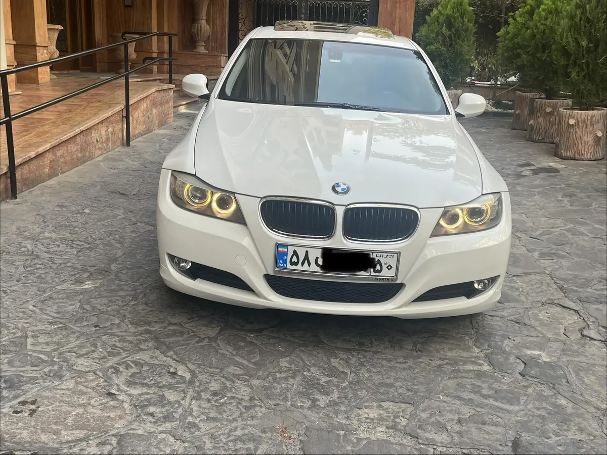 ب ام و،  سری 3 سدان