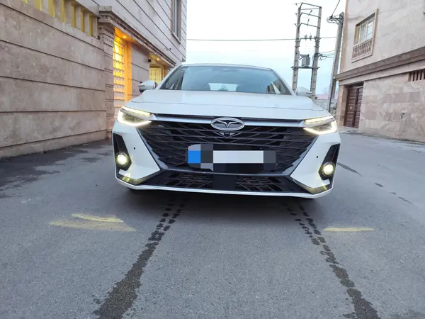 فونیکس، آریزو 8 (Z8)