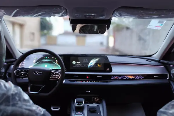 فونیکس، آریزو 8 (Z8)