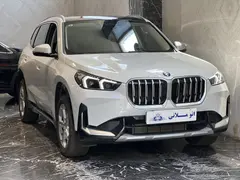 ب ام و، X1