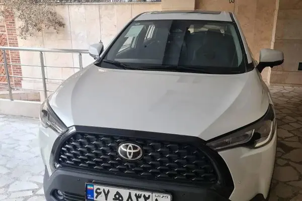 تویوتا، کرولا کراس هیبرید