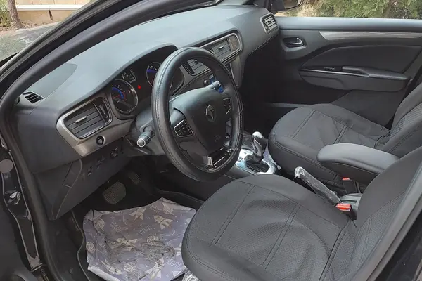 تارا، اتوماتیک V4