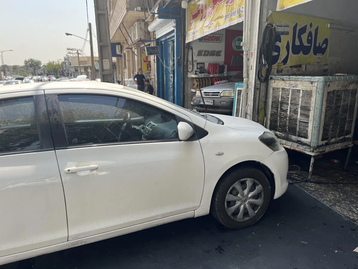 تویوتا،  یاریس صندوق دار