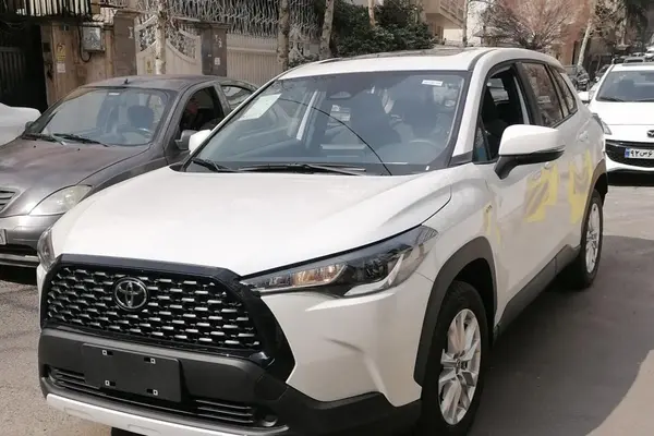 تویوتا، کرولا کراس هیبرید