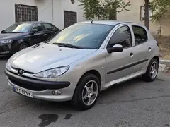 پژو، 206