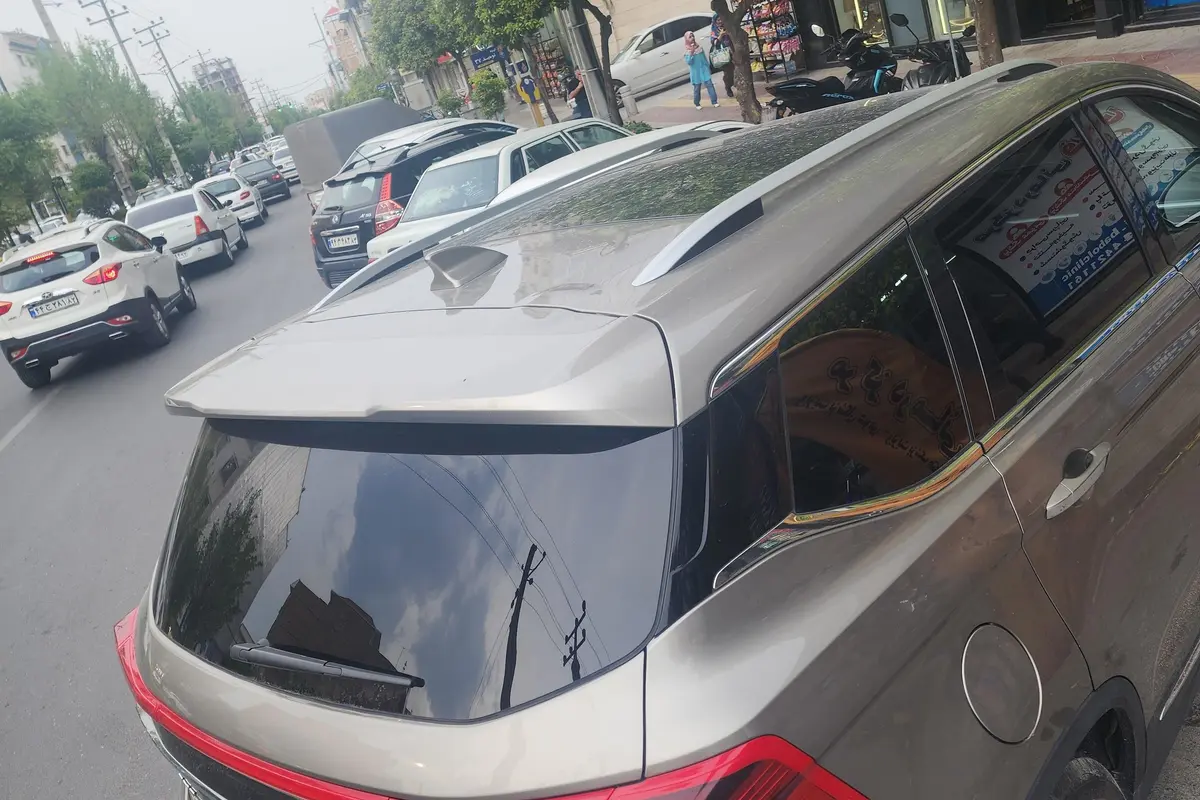 فردا،  T5