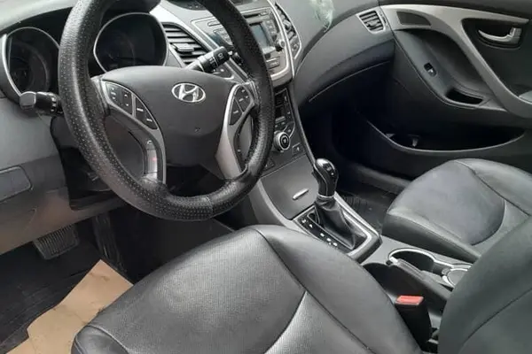 هیوندای، النترا