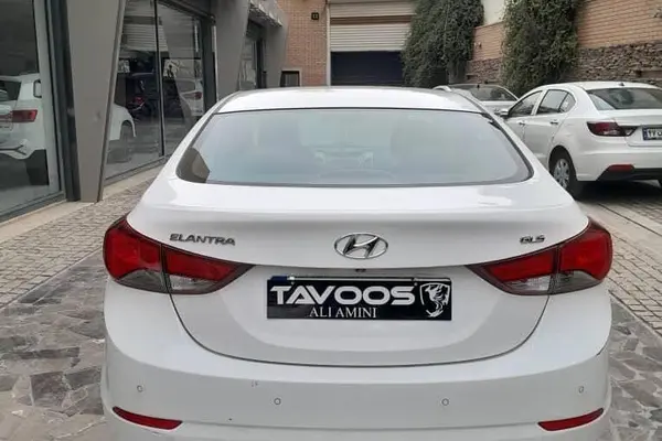 هیوندای، النترا