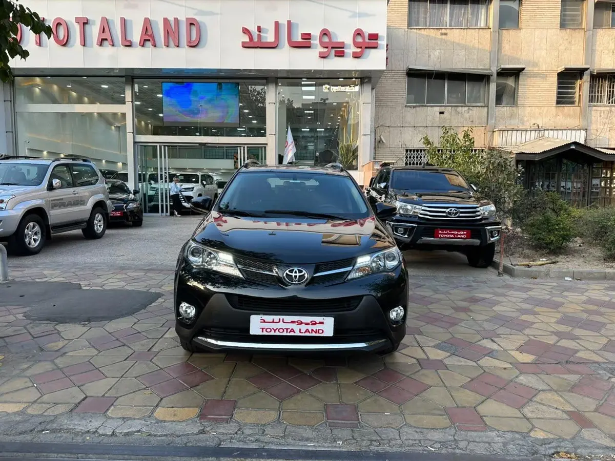 تویوتا،  راوفور