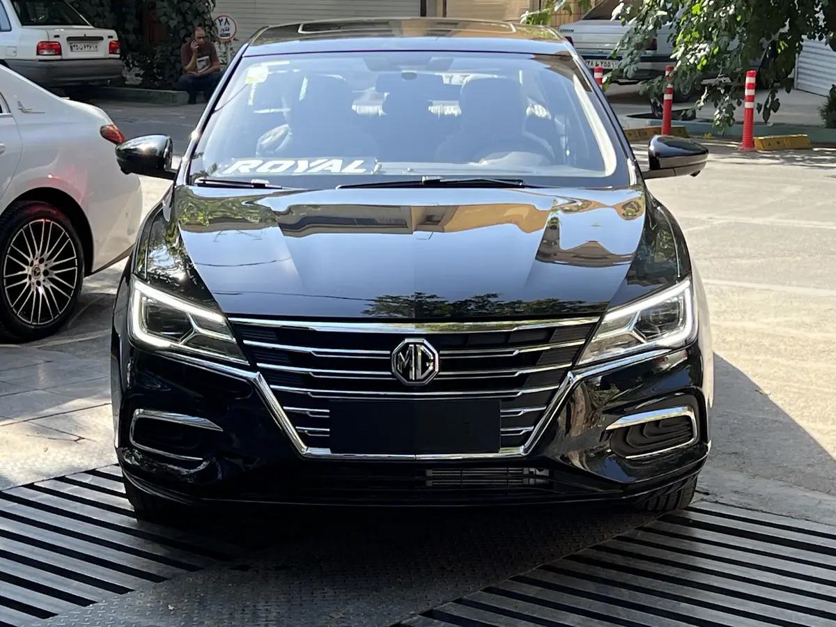 ام جی،  5