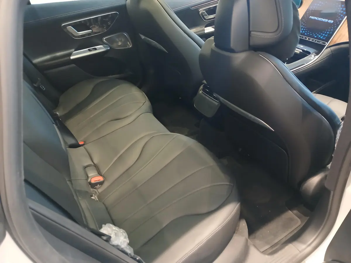 بنز،  EQE Sedan