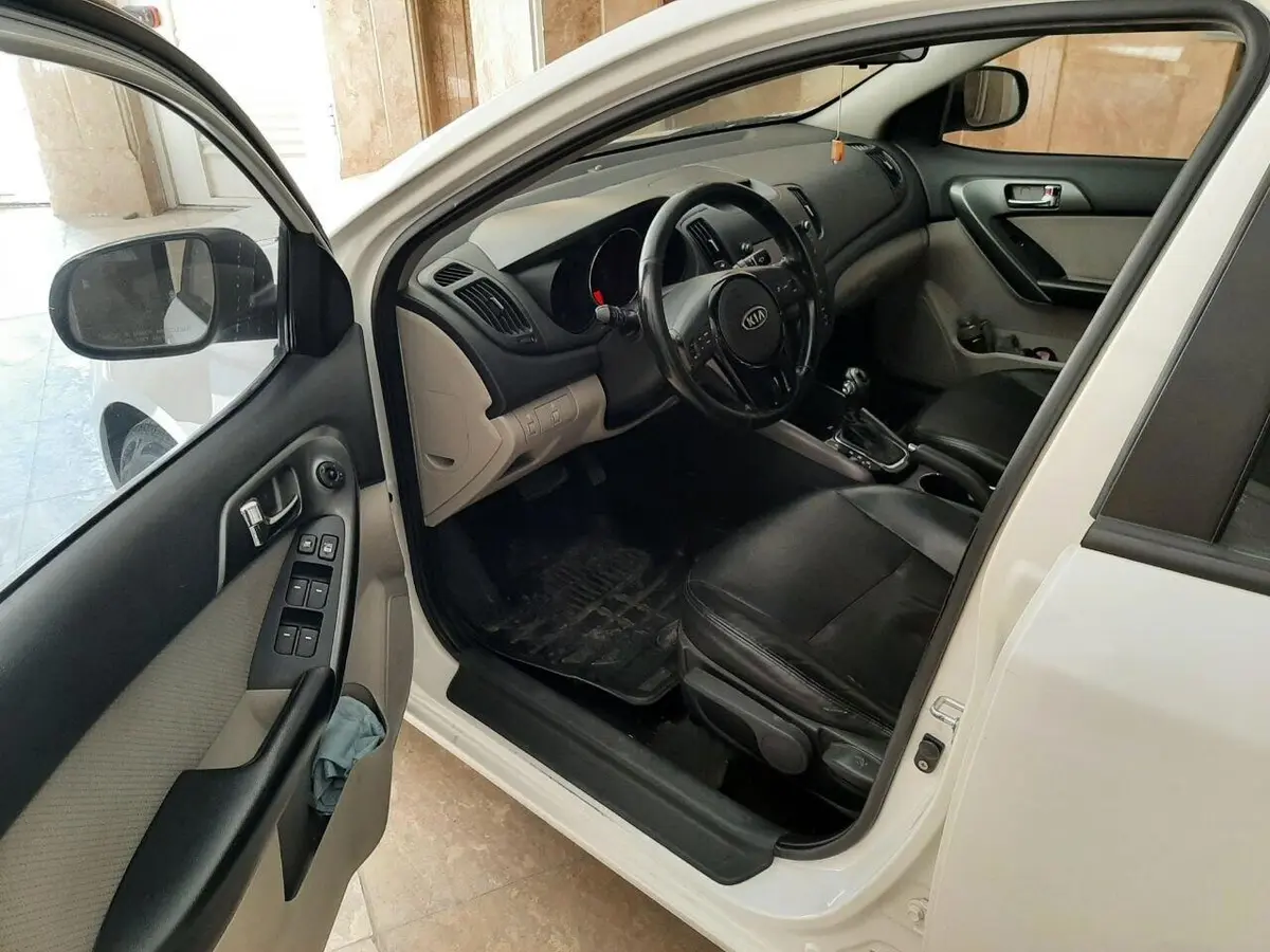 کیا،  سراتو (مونتاژ)