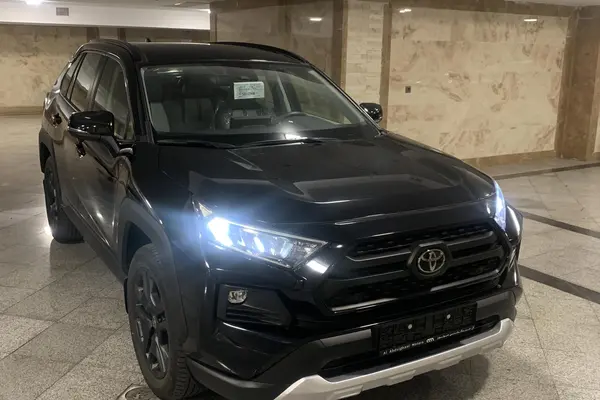 تویوتا، راوفور