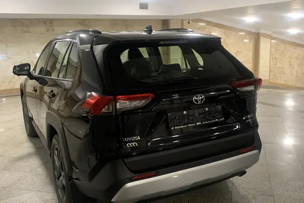 تویوتا، راوفور