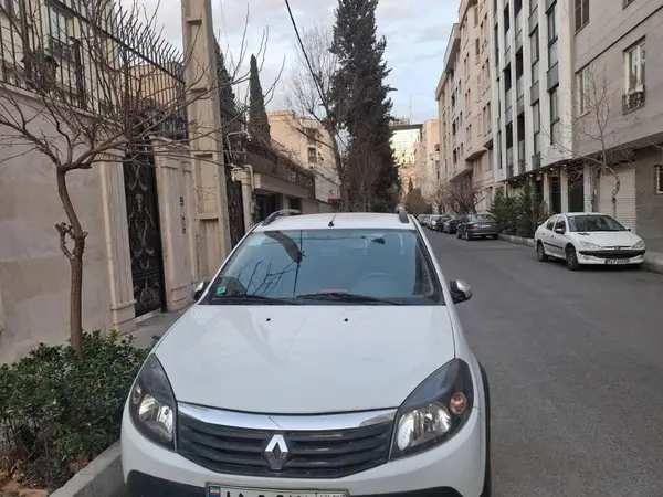 رنو، ساندرو استپ وی