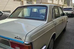 پیکان، سدان
