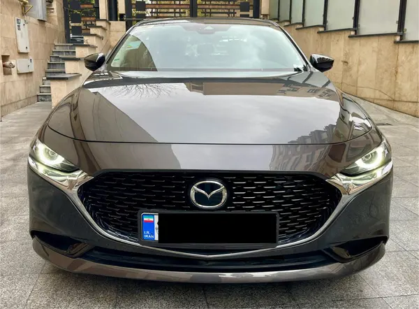 مزدا، 3 وارداتی