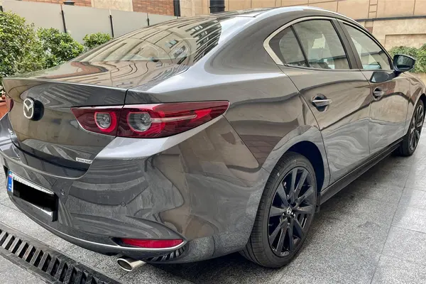 مزدا، 3 وارداتی