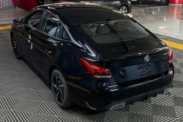 ام جی  GT